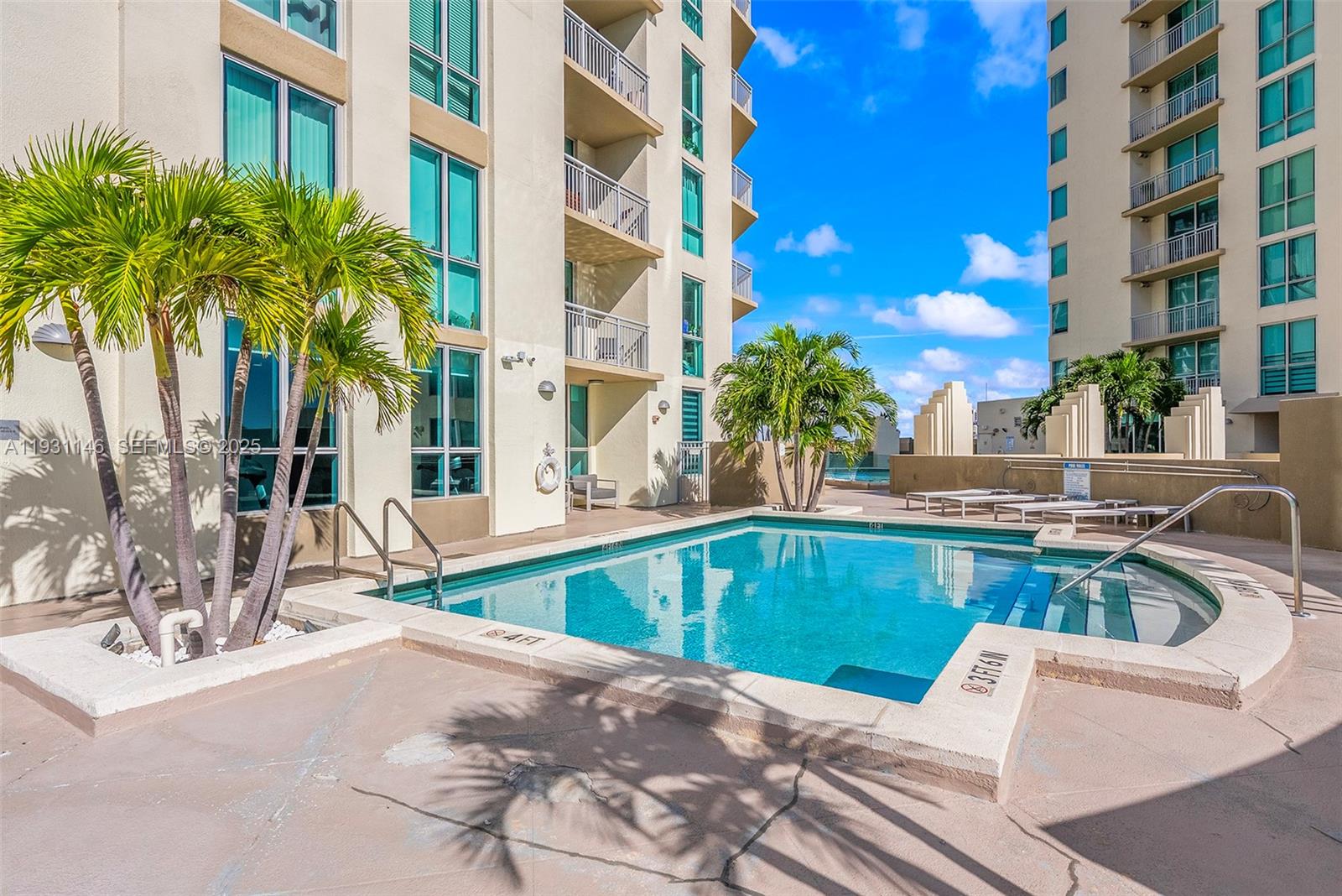 METROPOLIS II AT DADELAND - Residential