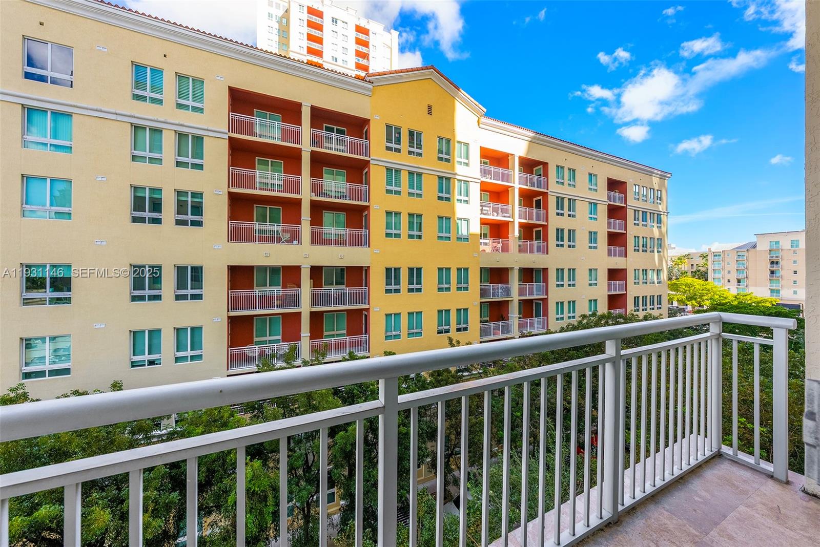 METROPOLIS II AT DADELAND - Residential