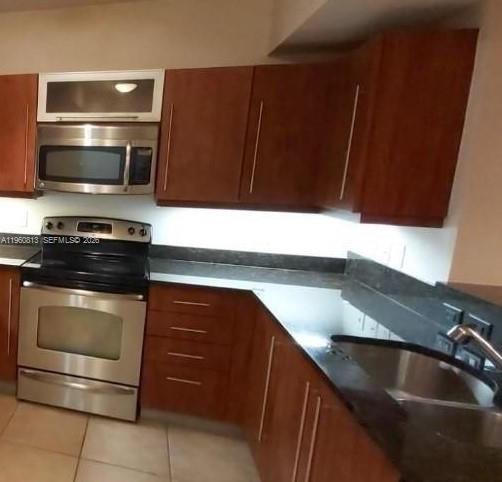 TOSCANO CONDO - Residential