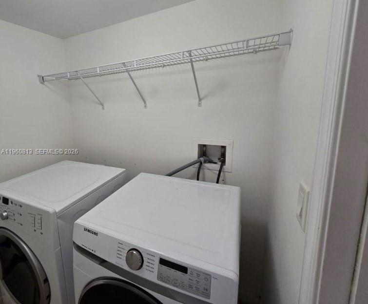 TOSCANO CONDO - Residential