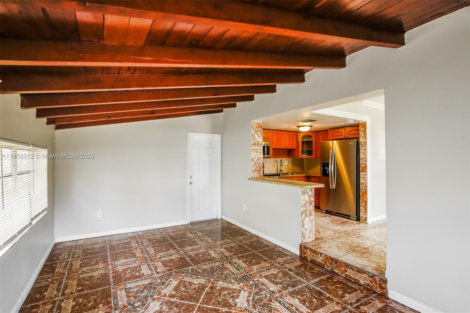 T L JOHNSON SUB IN SW1/4 - Residential Lease