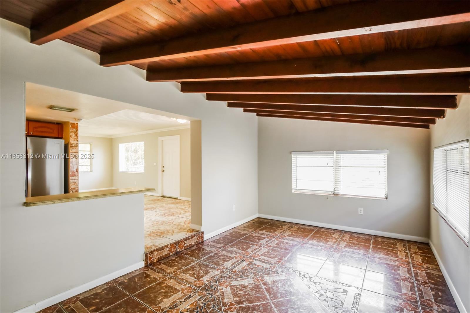 T L JOHNSON SUB IN SW1/4 - Residential Lease