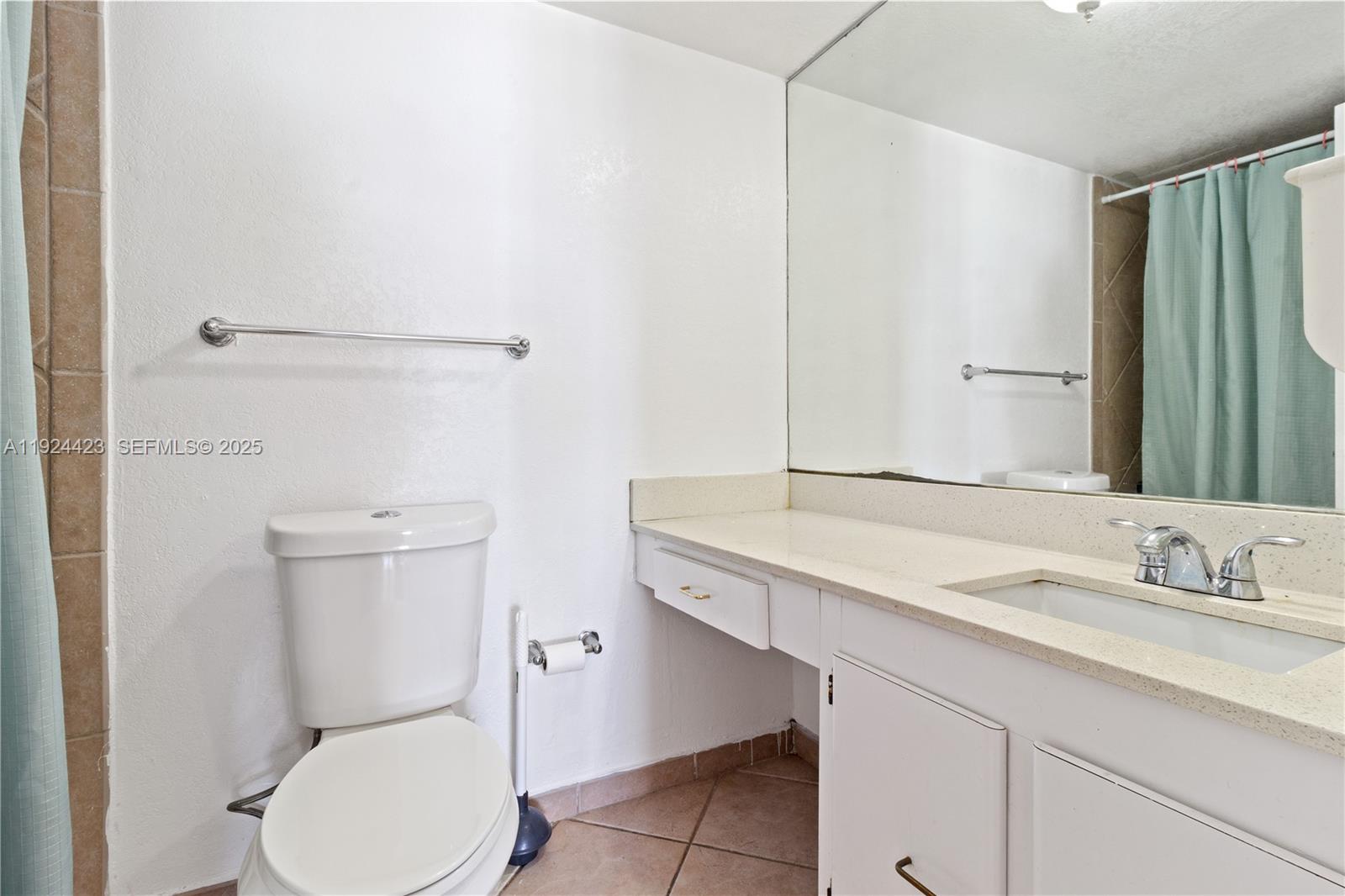 AQUASOL CONDO - Residential