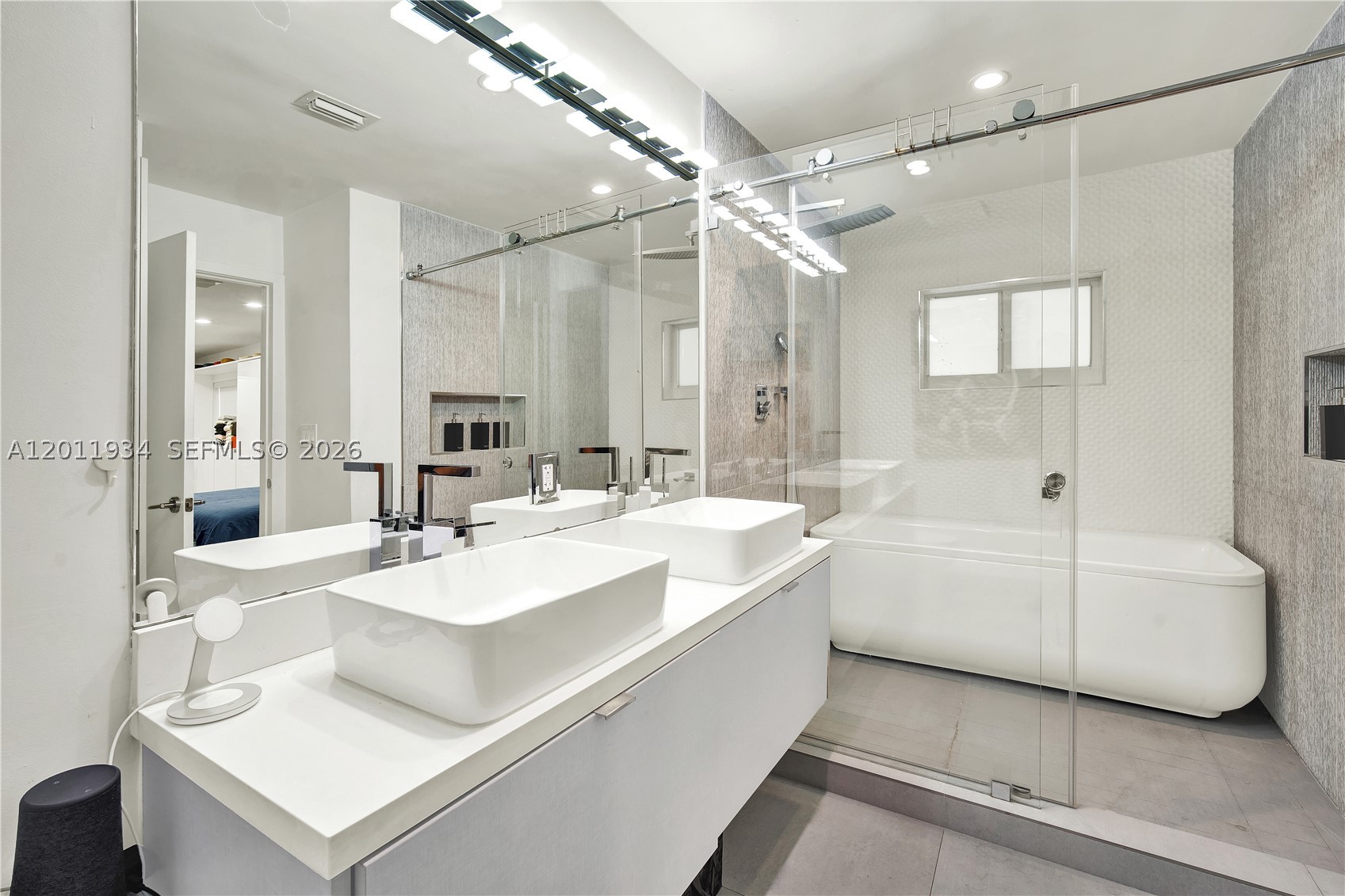 HIGHLAND GARDENS - Residential