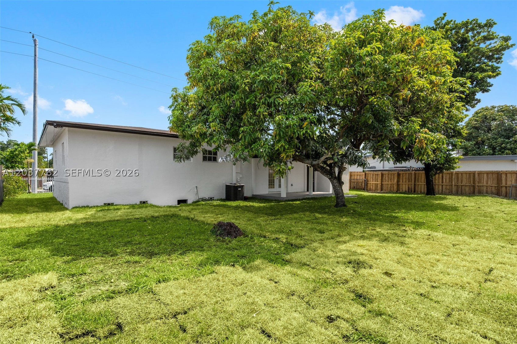 CAROL CITY CORR PL OF - Residential