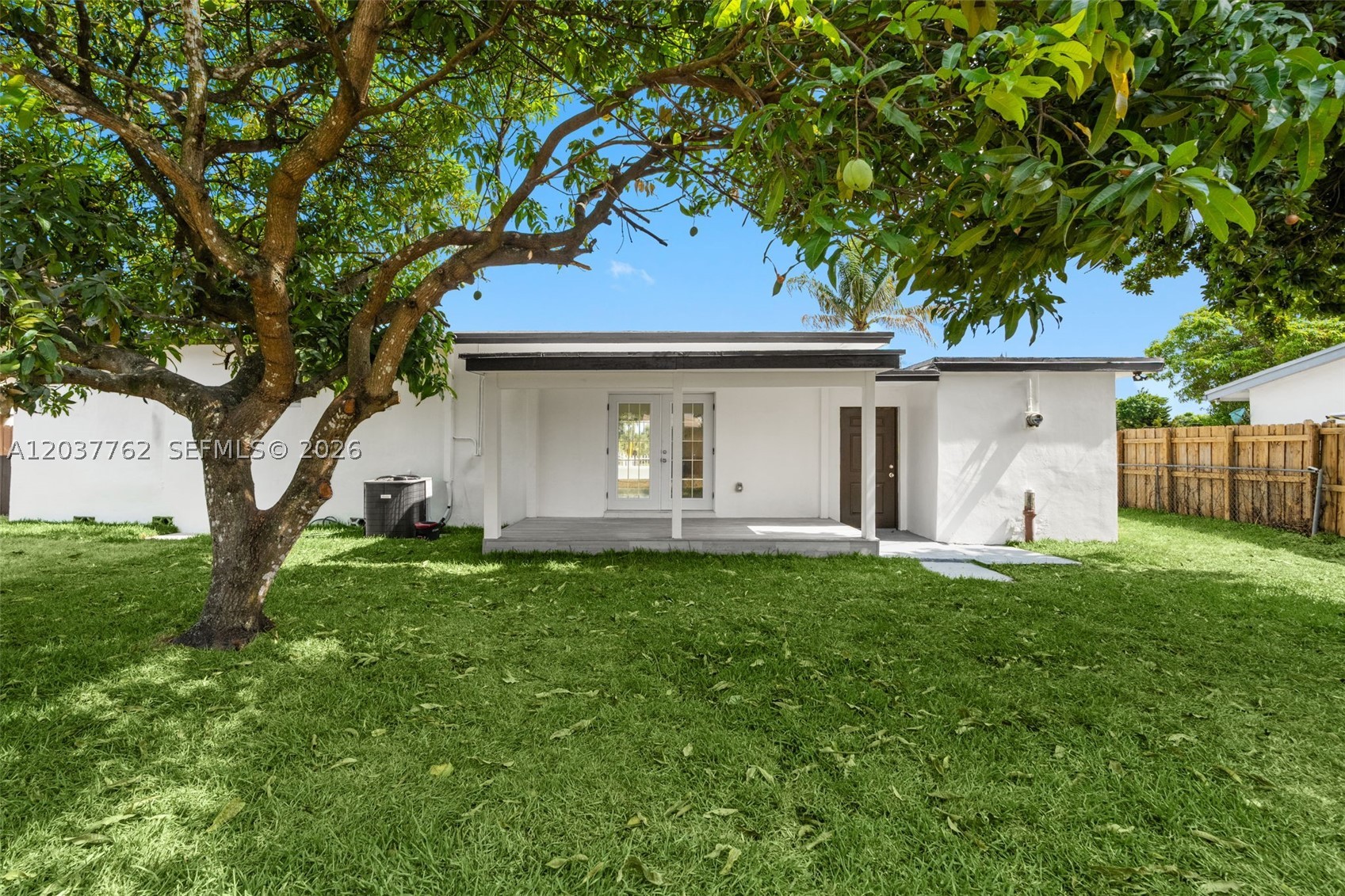 CAROL CITY CORR PL OF - Residential