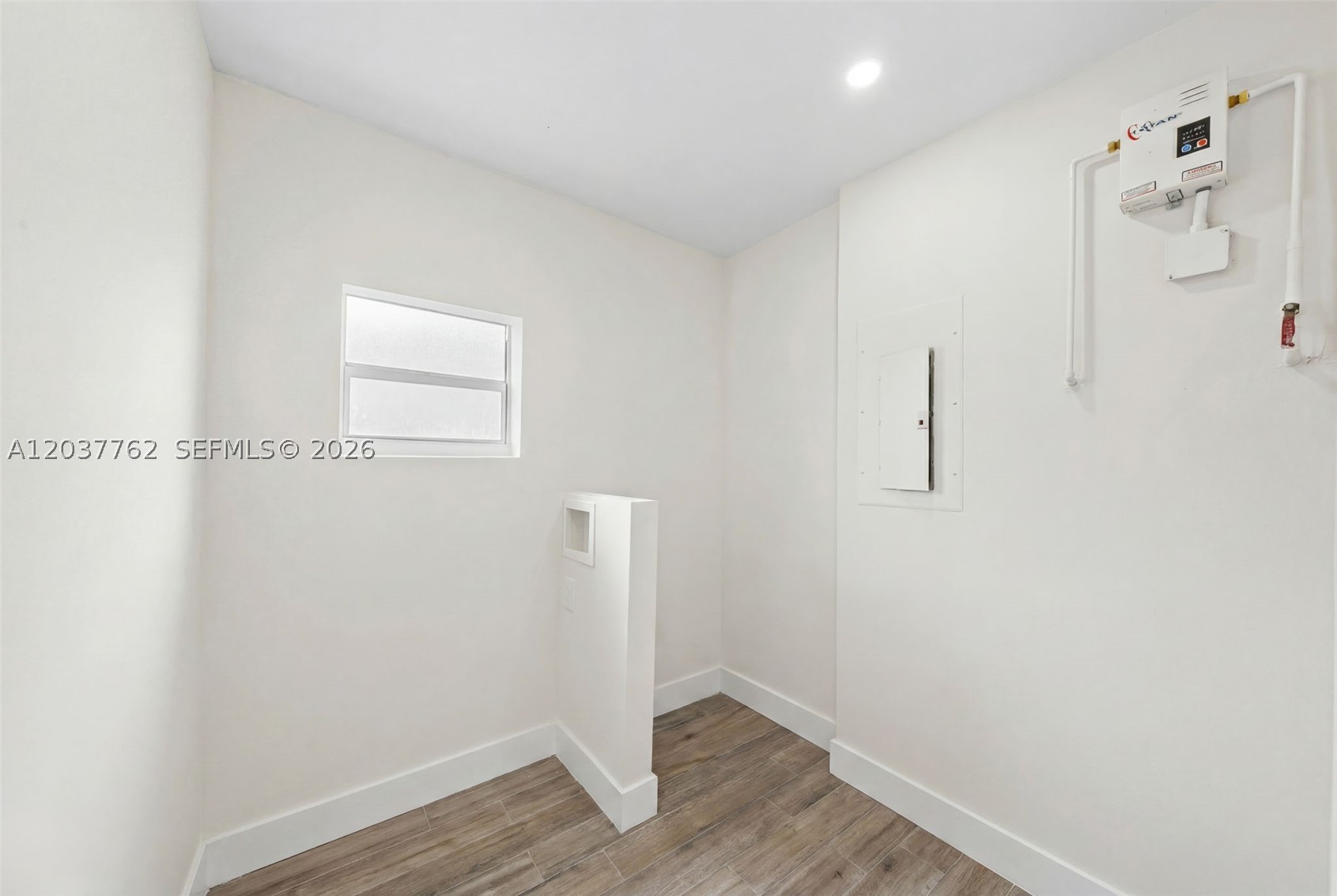 CAROL CITY CORR PL OF - Residential