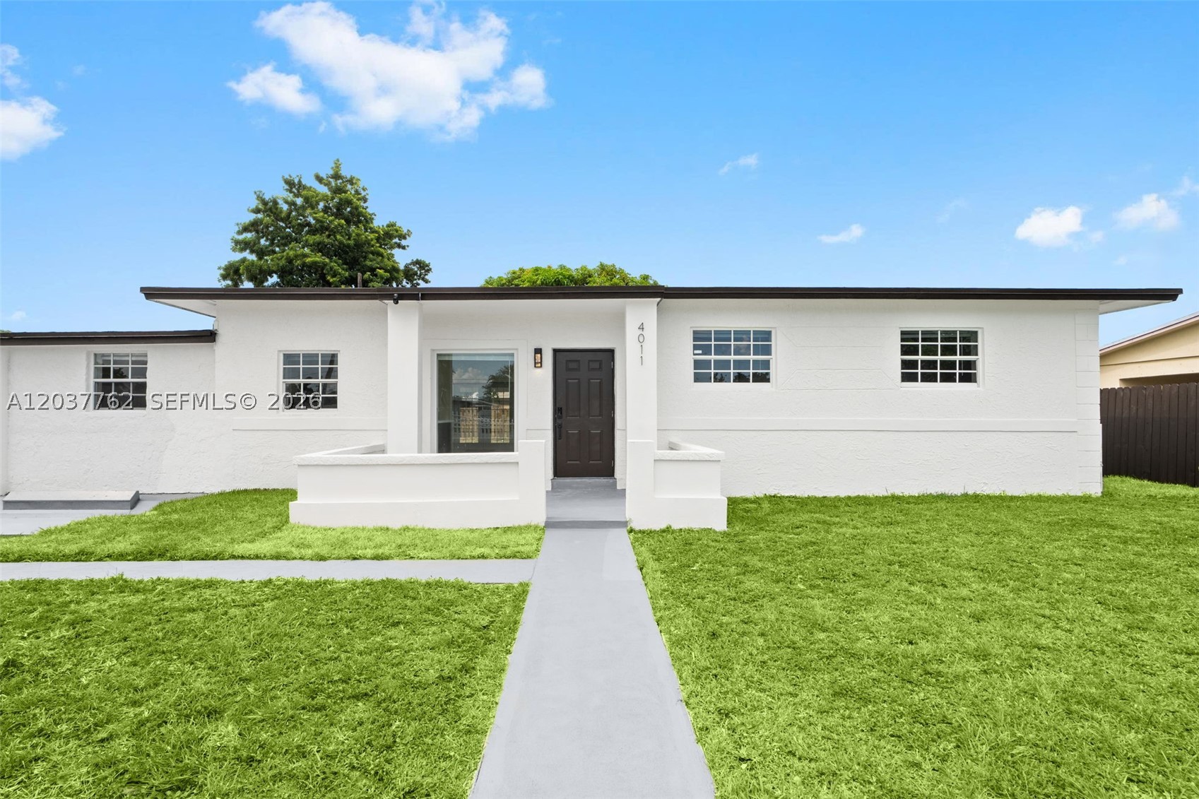 CAROL CITY CORR PL OF - Residential