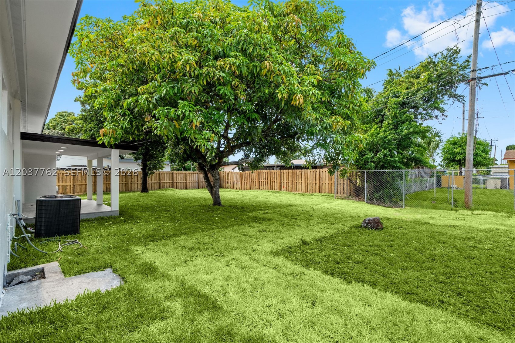 CAROL CITY CORR PL OF - Residential