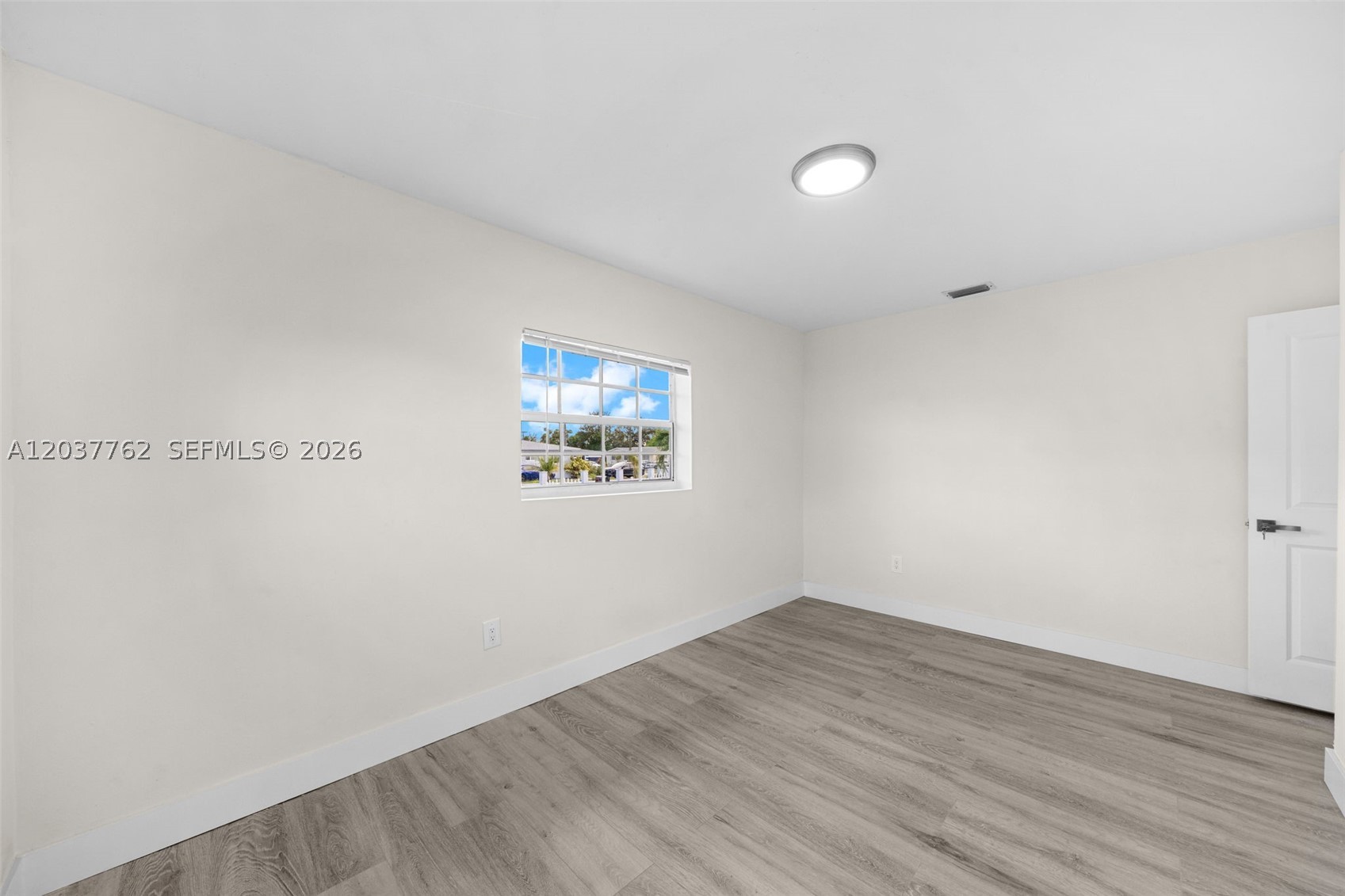 CAROL CITY CORR PL OF - Residential