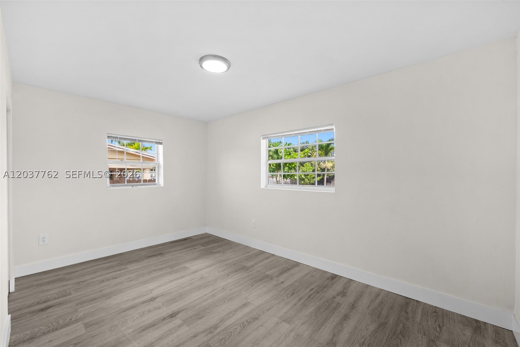 CAROL CITY CORR PL OF - Residential