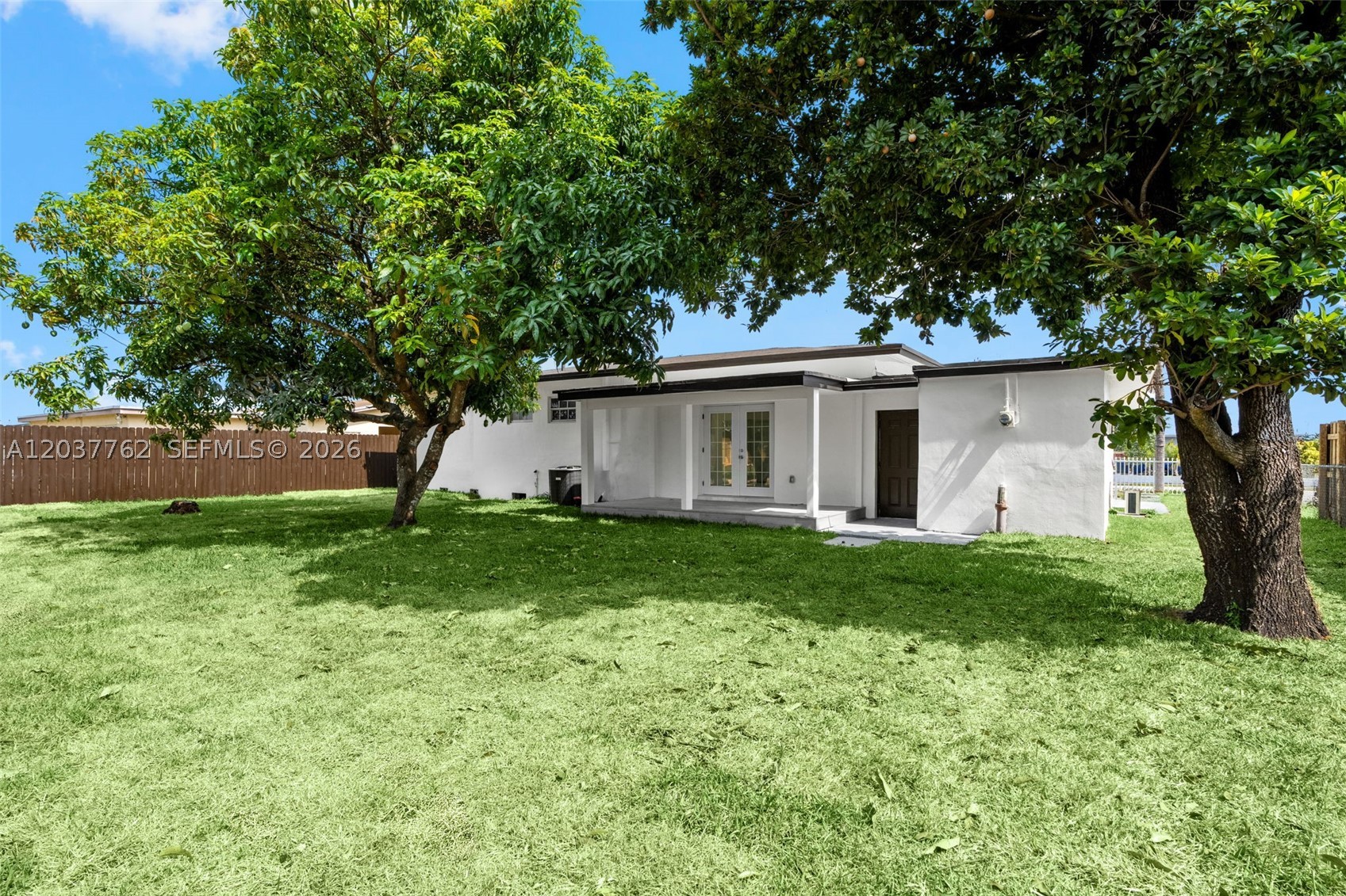 CAROL CITY CORR PL OF - Residential