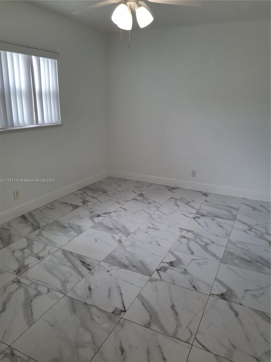 BUCKINGHAM CONDO - Residential Lease
