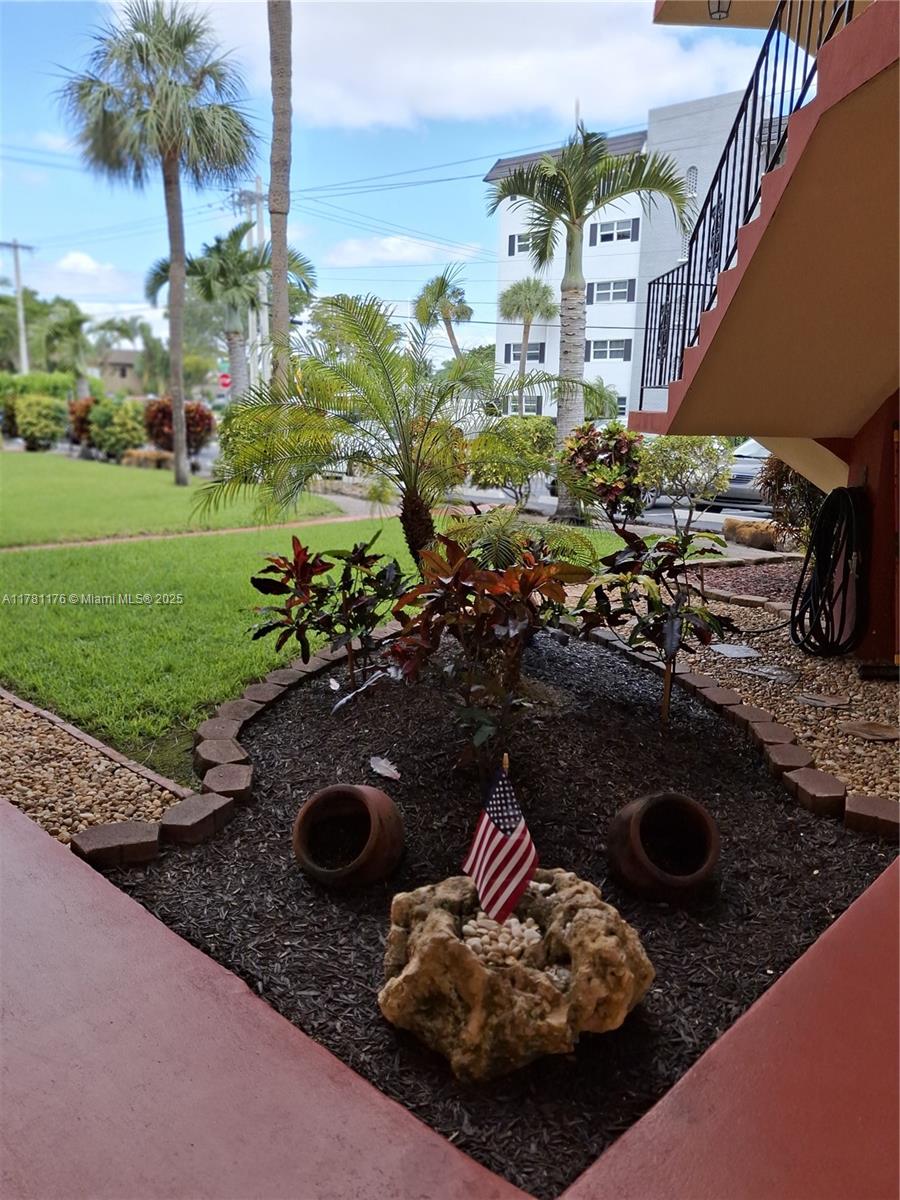 BUCKINGHAM CONDO - Residential Lease