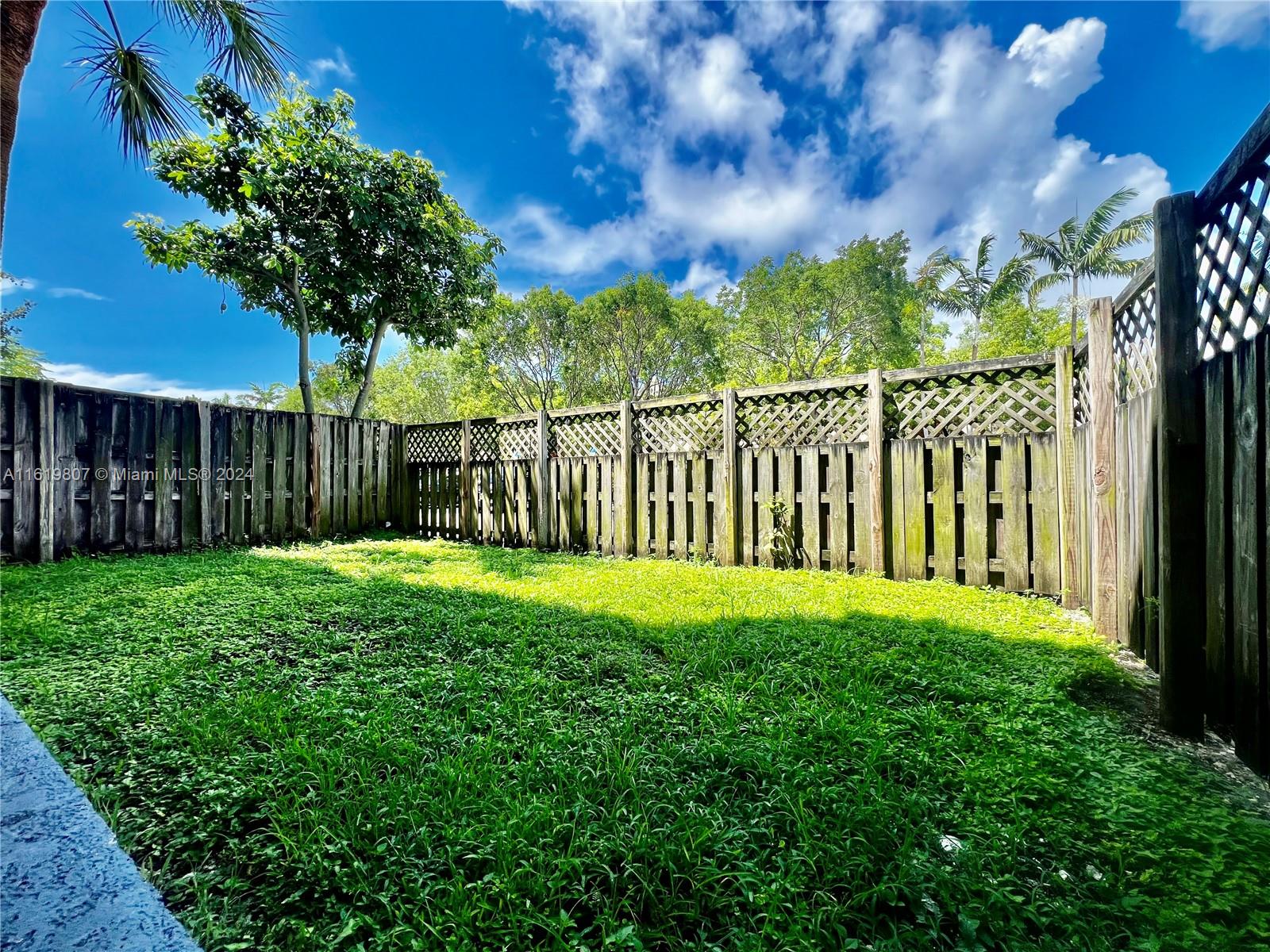 DORAL GARDENS II CONDO - Residential Lease