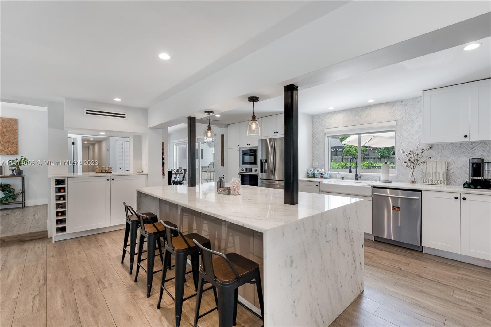 KENDAL PINES - Residential