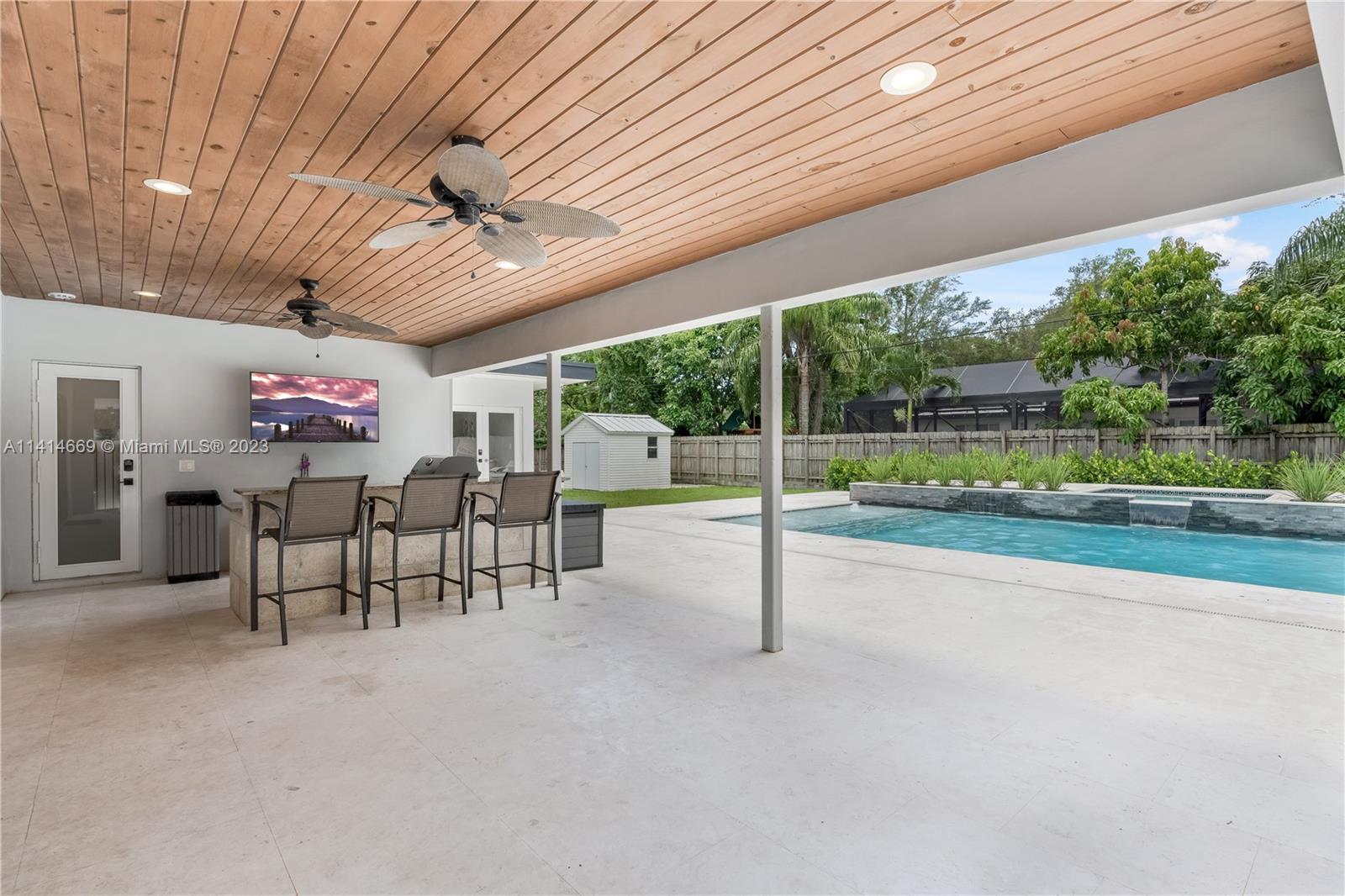 KENDAL PINES - Residential