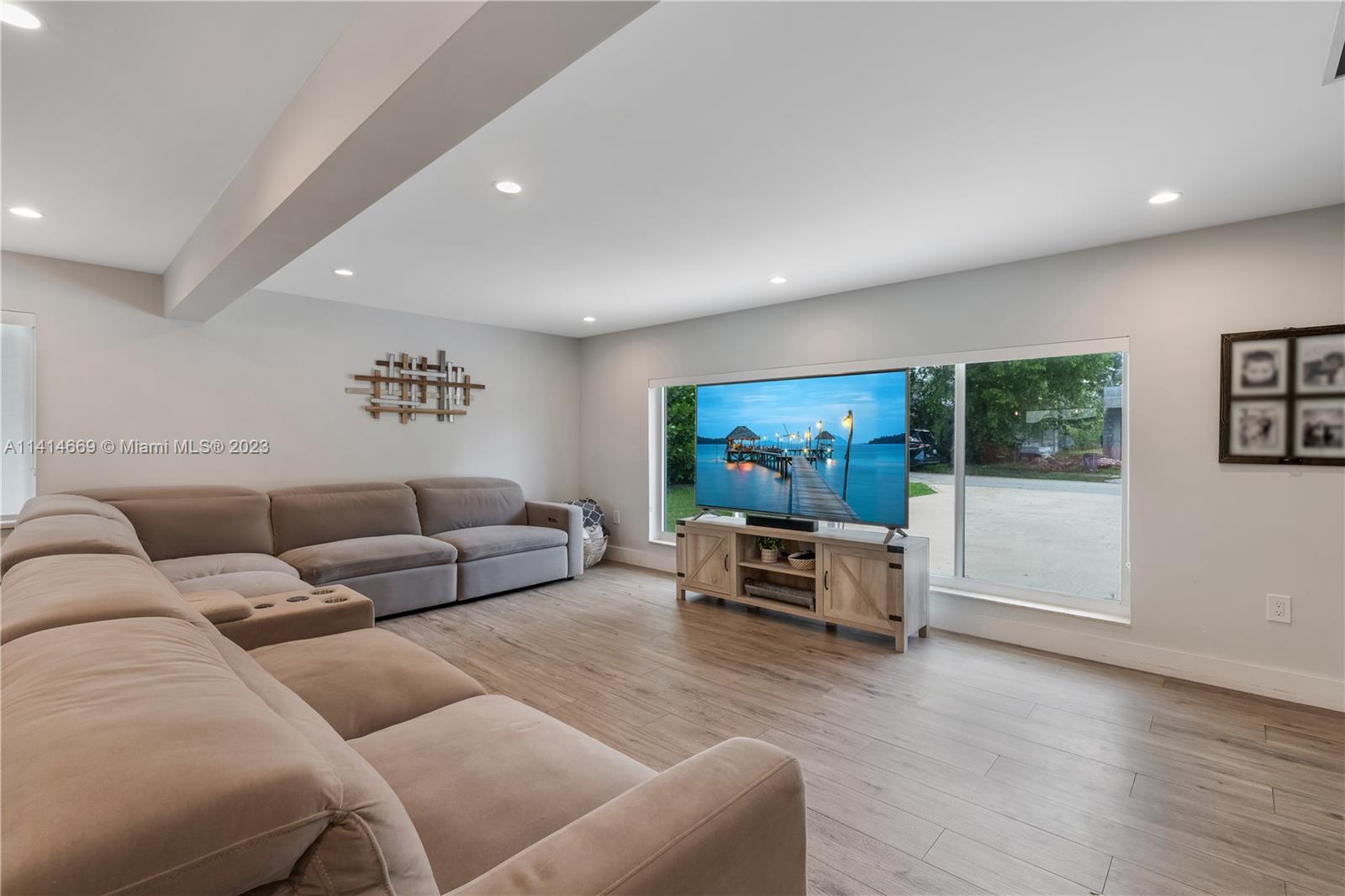KENDAL PINES - Residential