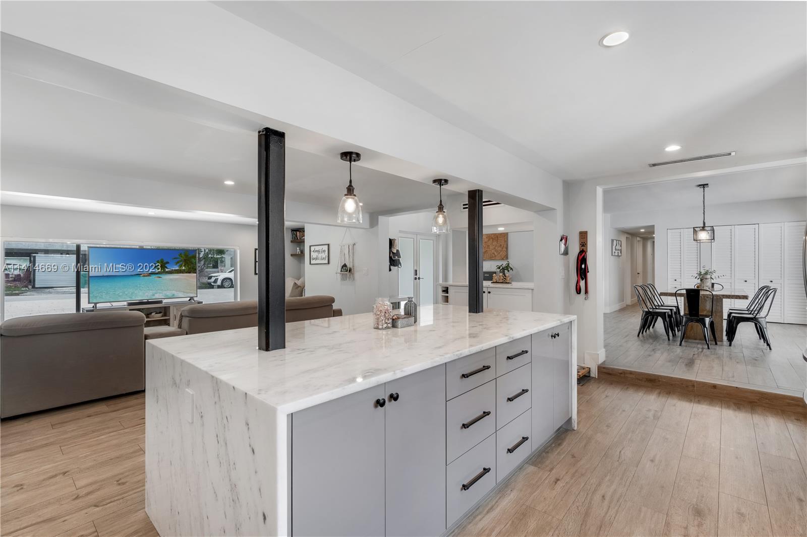 KENDAL PINES - Residential