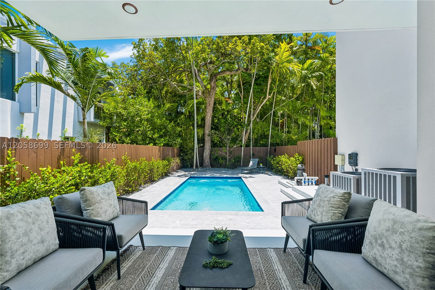 POMELO PARK - Residential