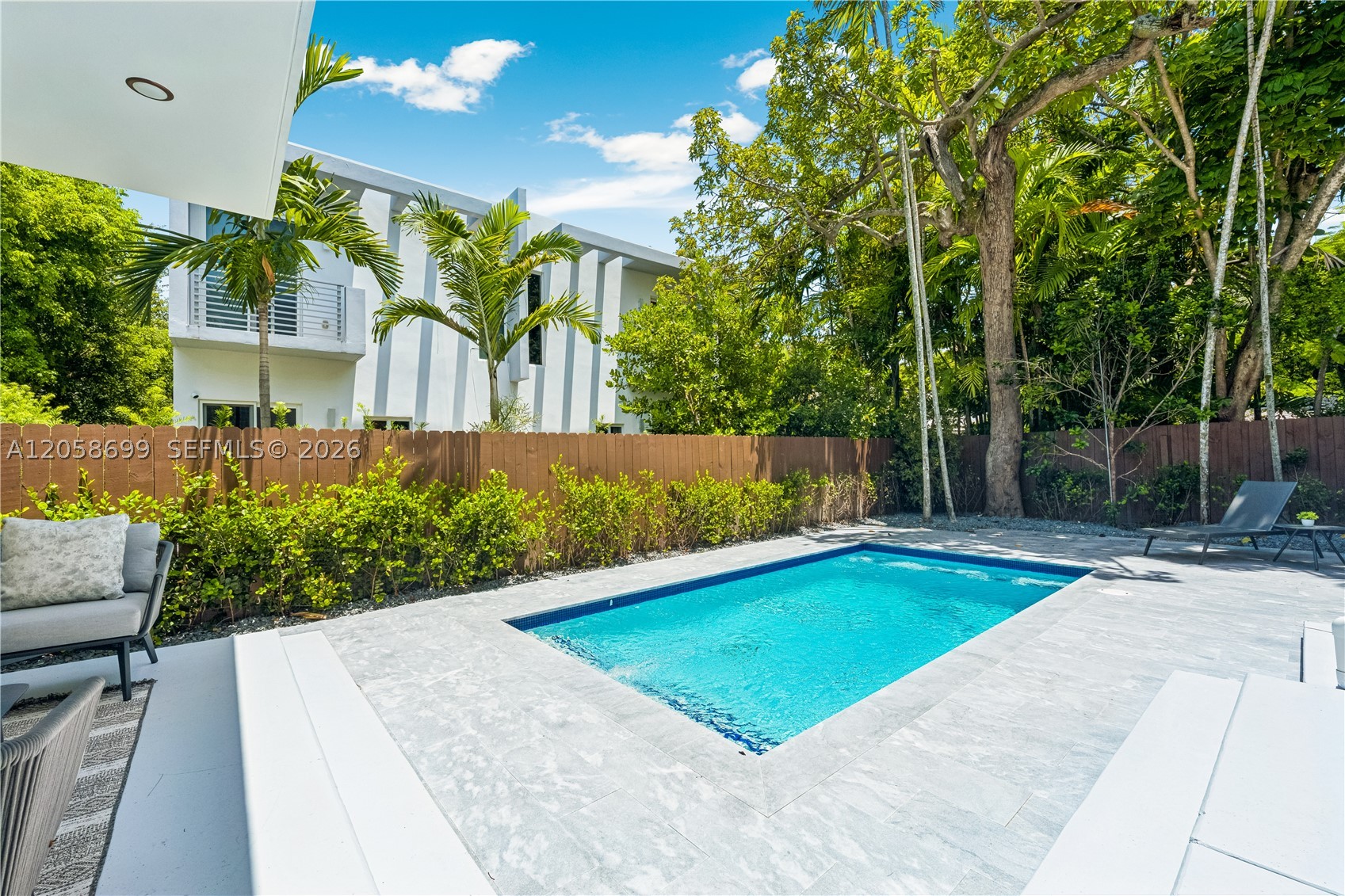 POMELO PARK - Residential