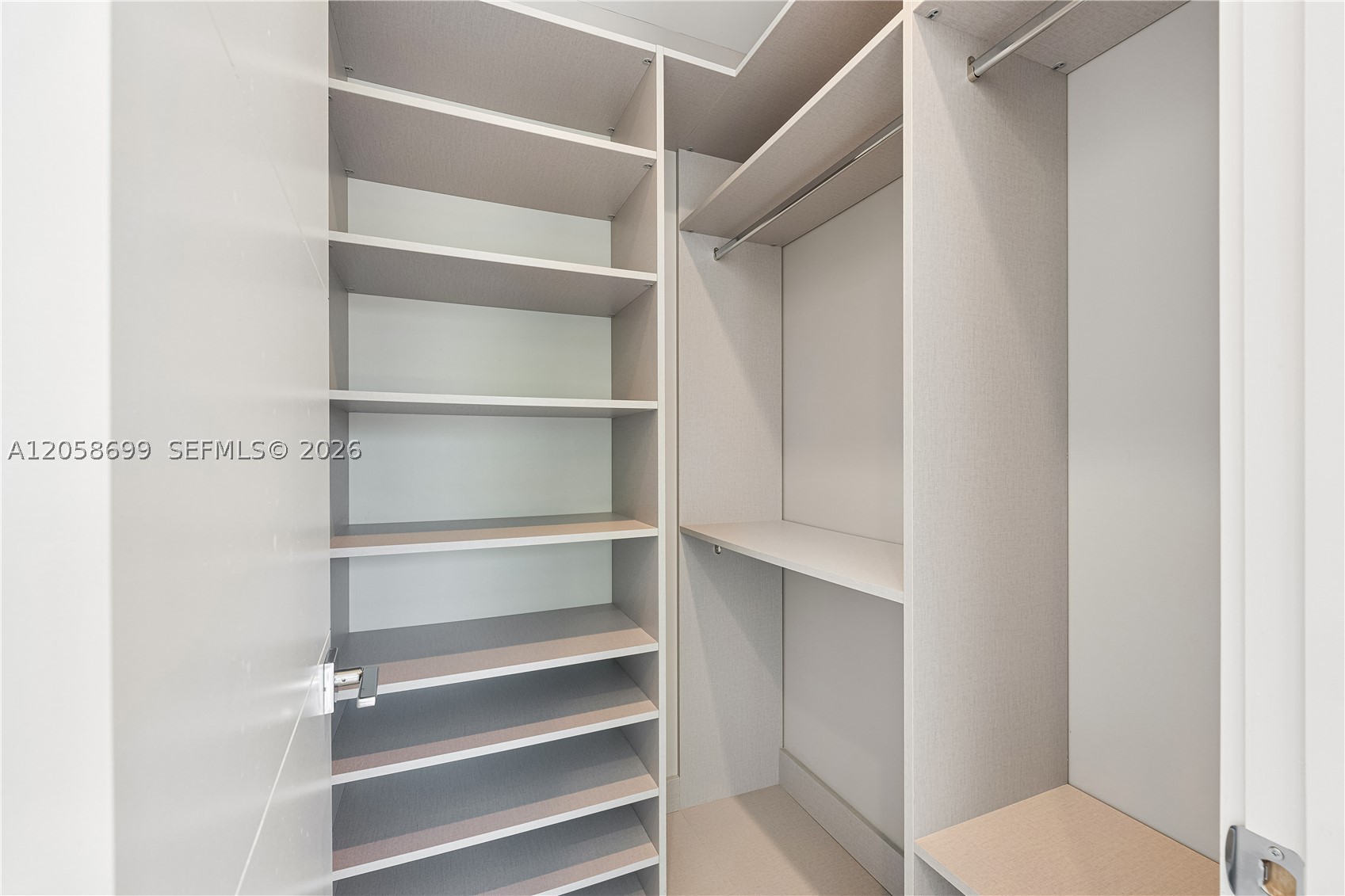 POMELO PARK - Residential