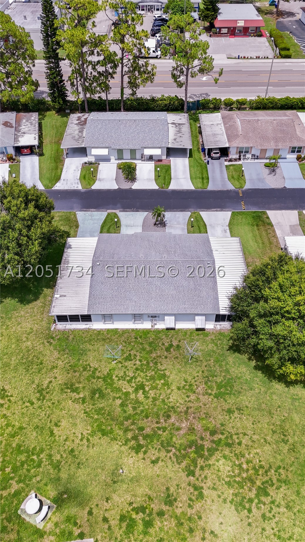PINEWOOD CONDOMINIUM - Residential