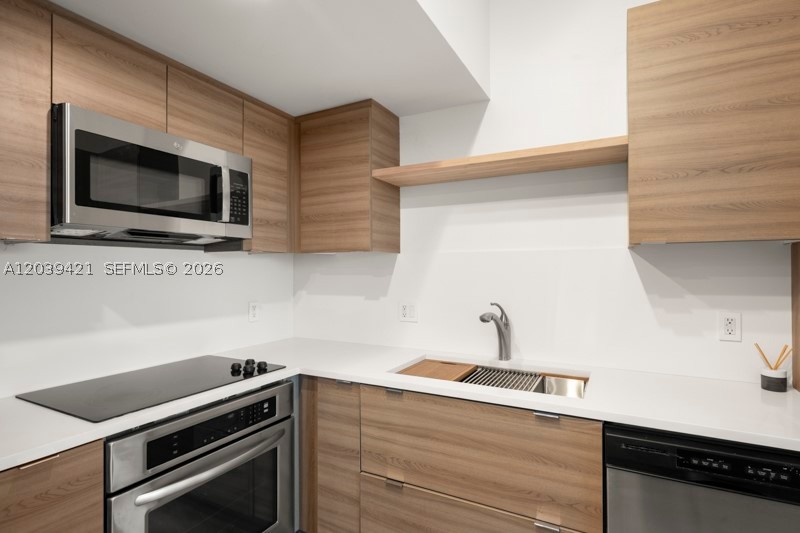 VERANDA CONDO - Residential