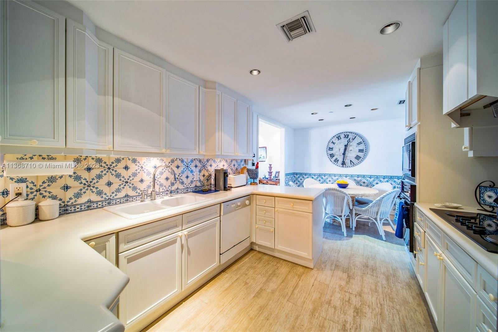 OCEANSIDE CONDO - Residential