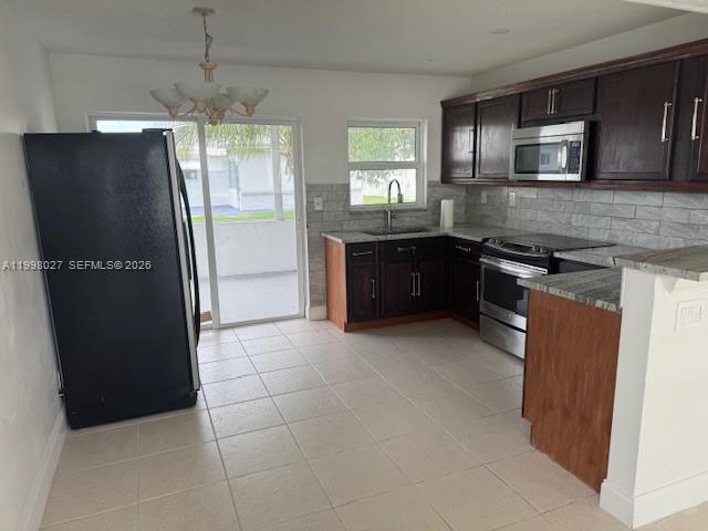 MAINLANDS OF TAMARAC LAKE - Residential