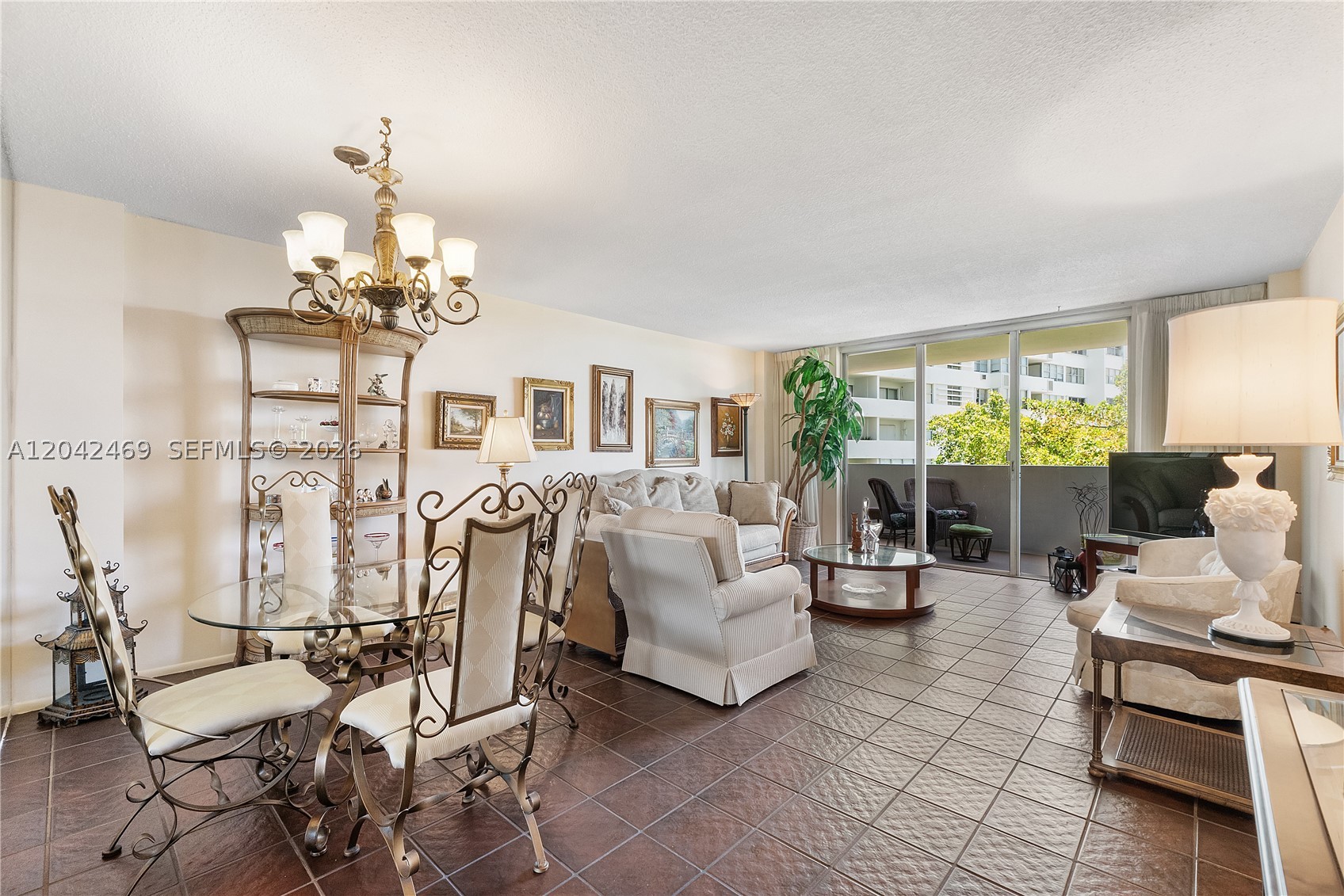 ISLAND TERRACE CONDO - Residential