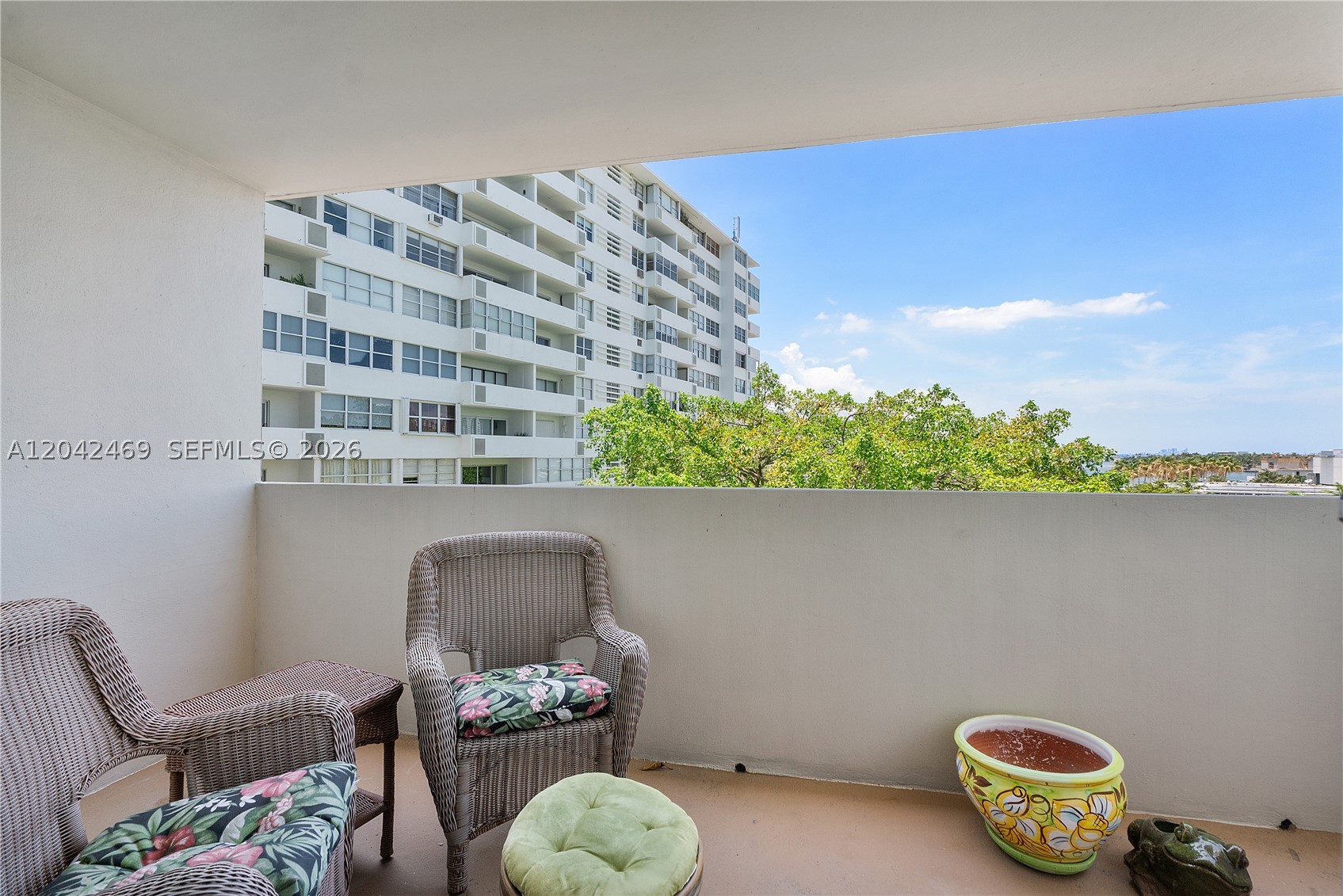 ISLAND TERRACE CONDO - Residential
