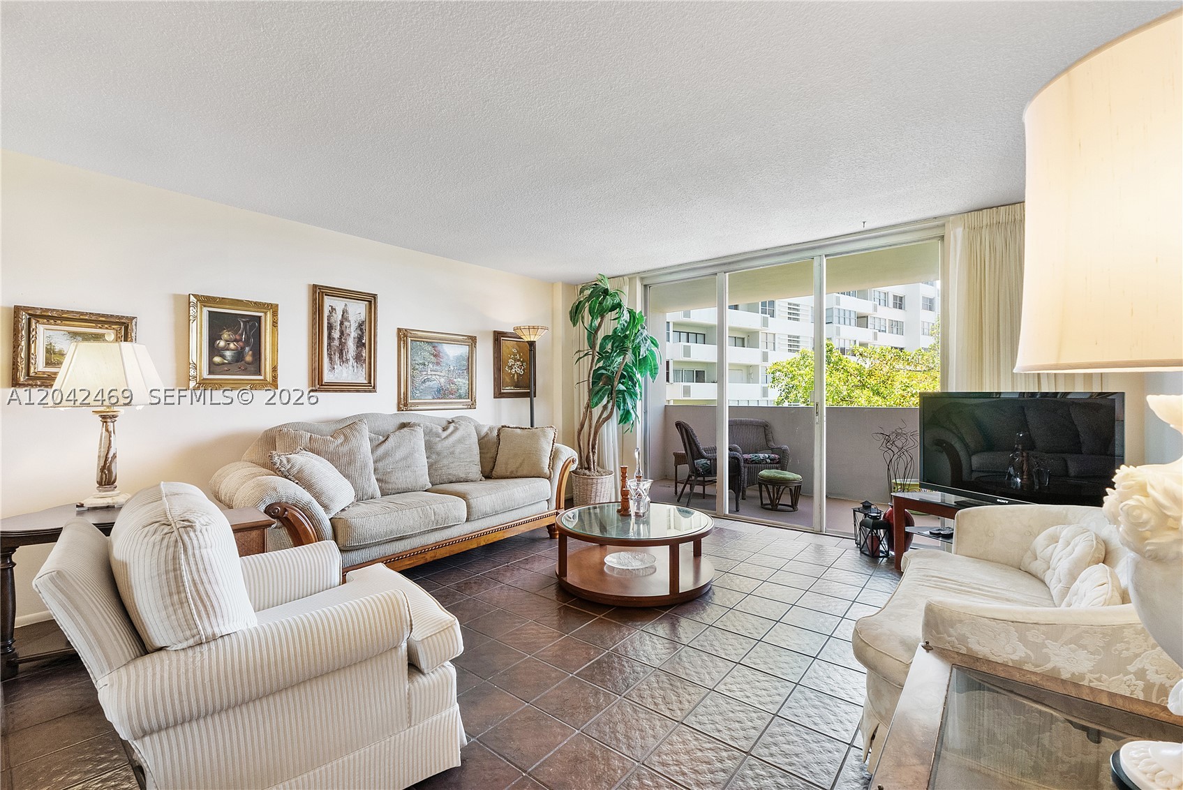 ISLAND TERRACE CONDO - Residential