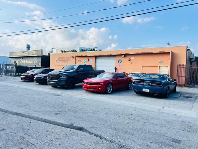 MELROSE HTS - Commercial Sale