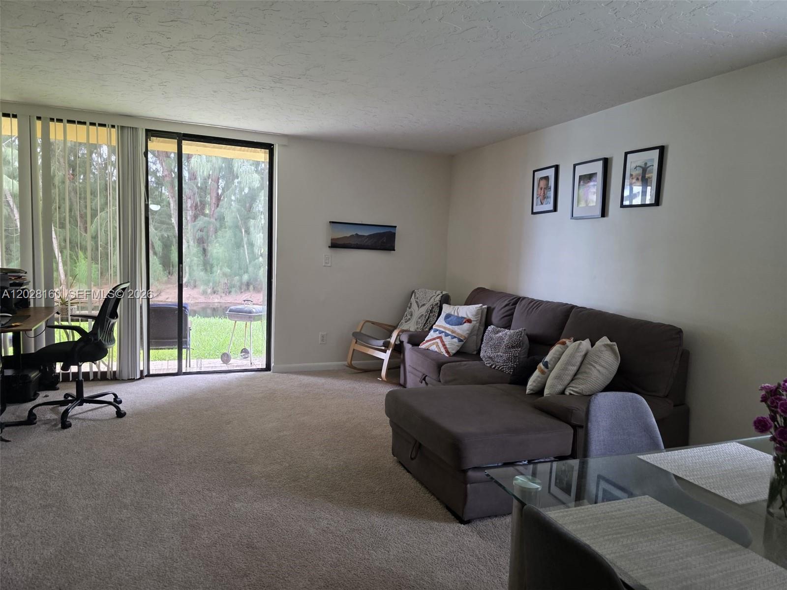 LAGO WEST CONDOMINIUM - Residential