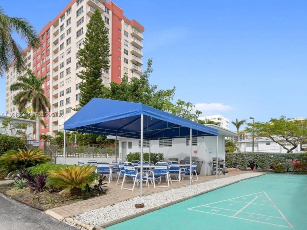 GOLDEN BAY MANOR CO-OP - Residential