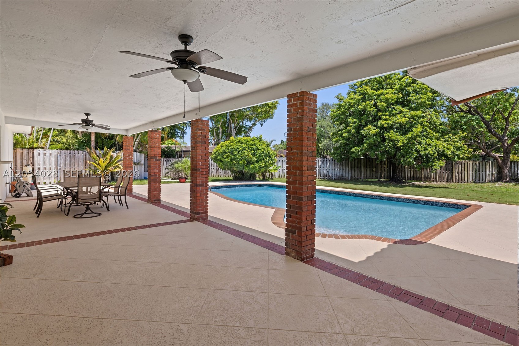 PINE MEADOWS SEC 4 - Residential