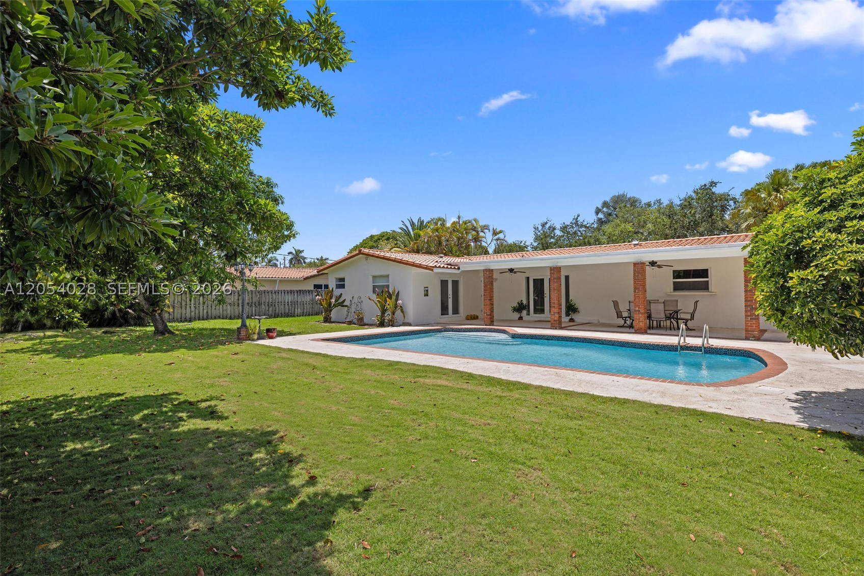 PINE MEADOWS SEC 4 - Residential