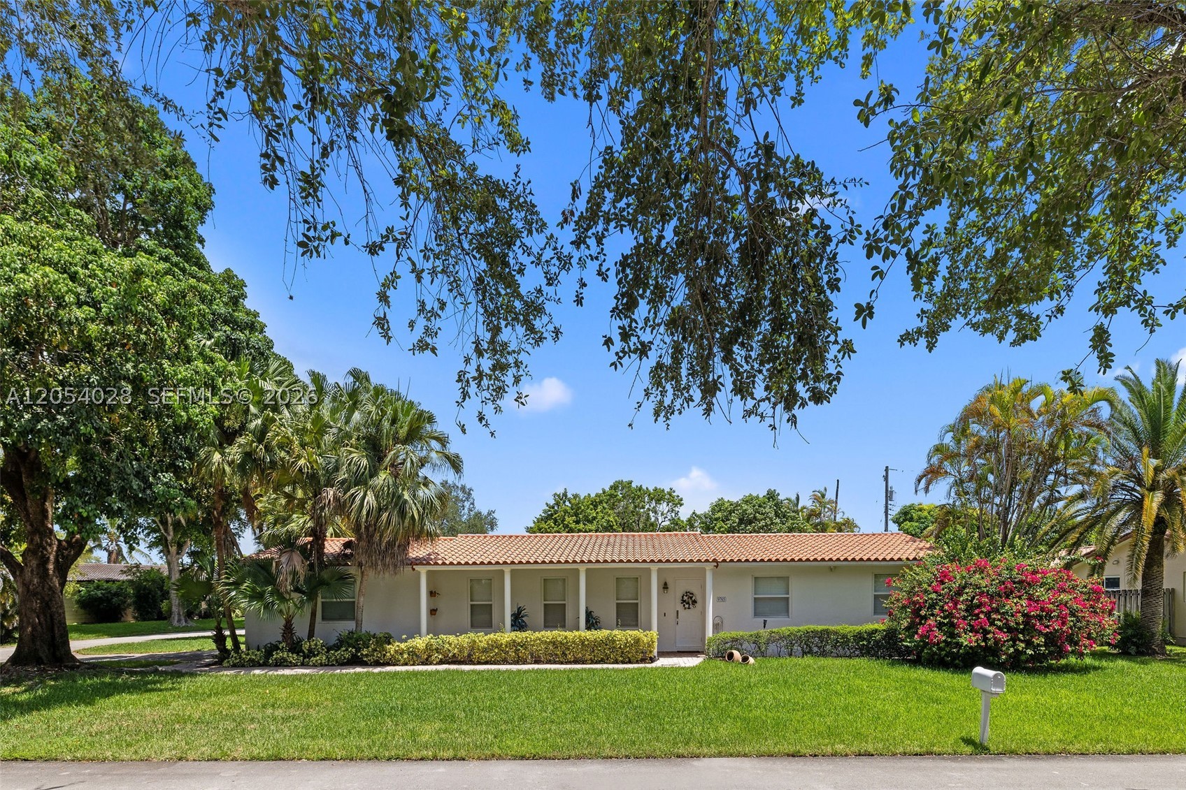 PINE MEADOWS SEC 4 - Residential