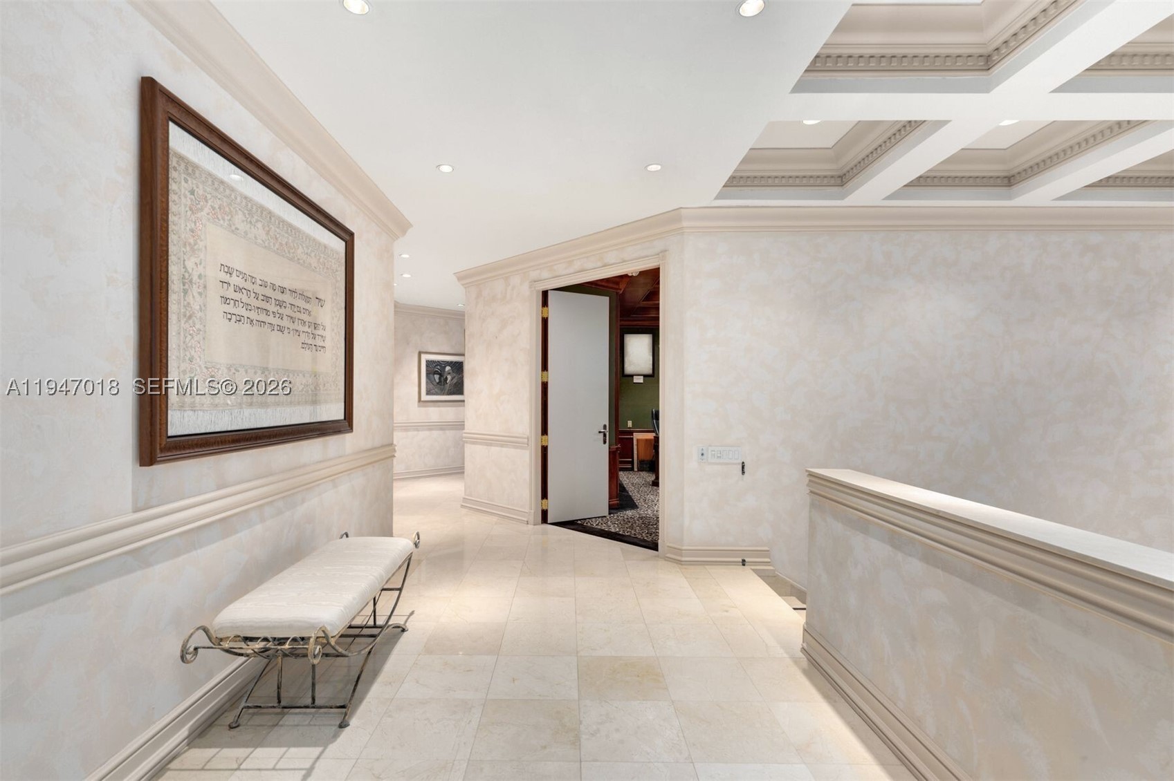 THE ALEXANDER CONDO - Residential