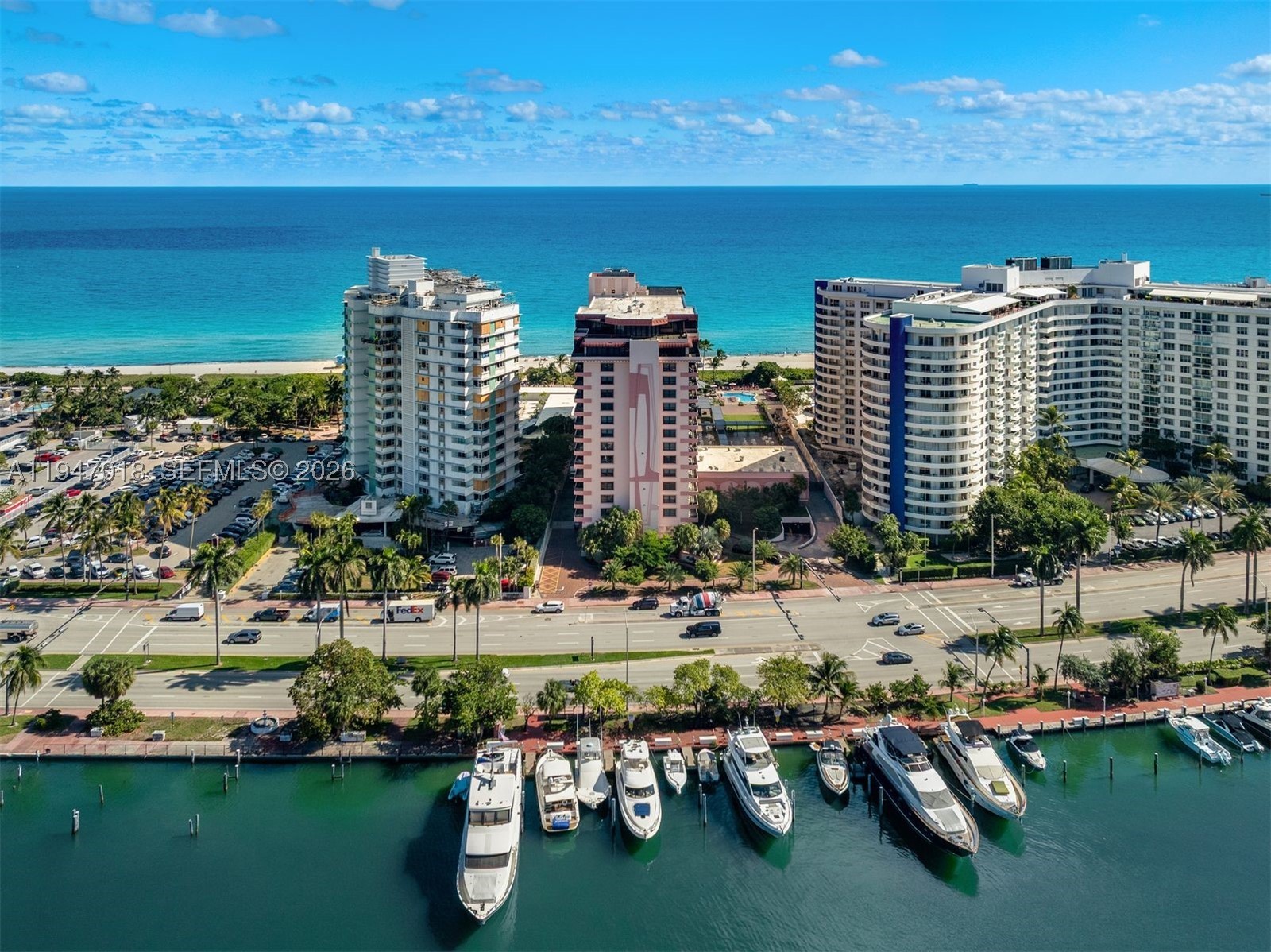 THE ALEXANDER CONDO - Residential