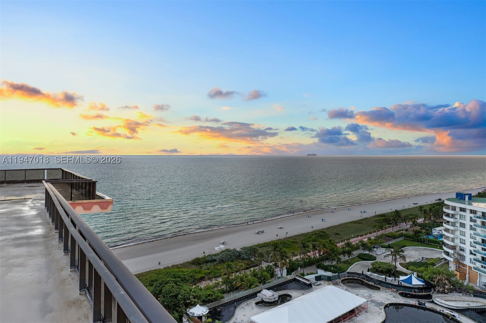 THE ALEXANDER CONDO - Residential