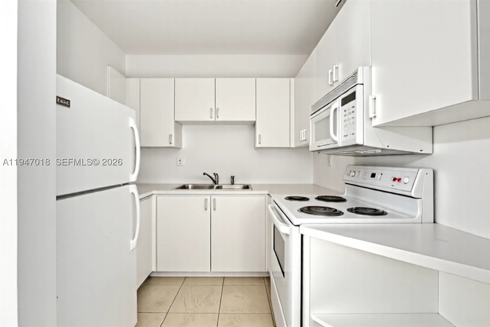 THE ALEXANDER CONDO - Residential