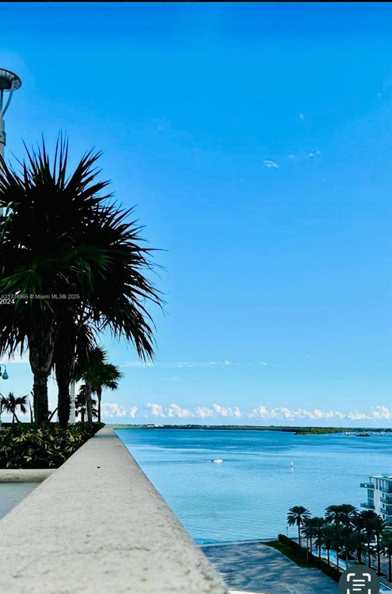 THE CLUB AT BRICKELL BAY - Residential