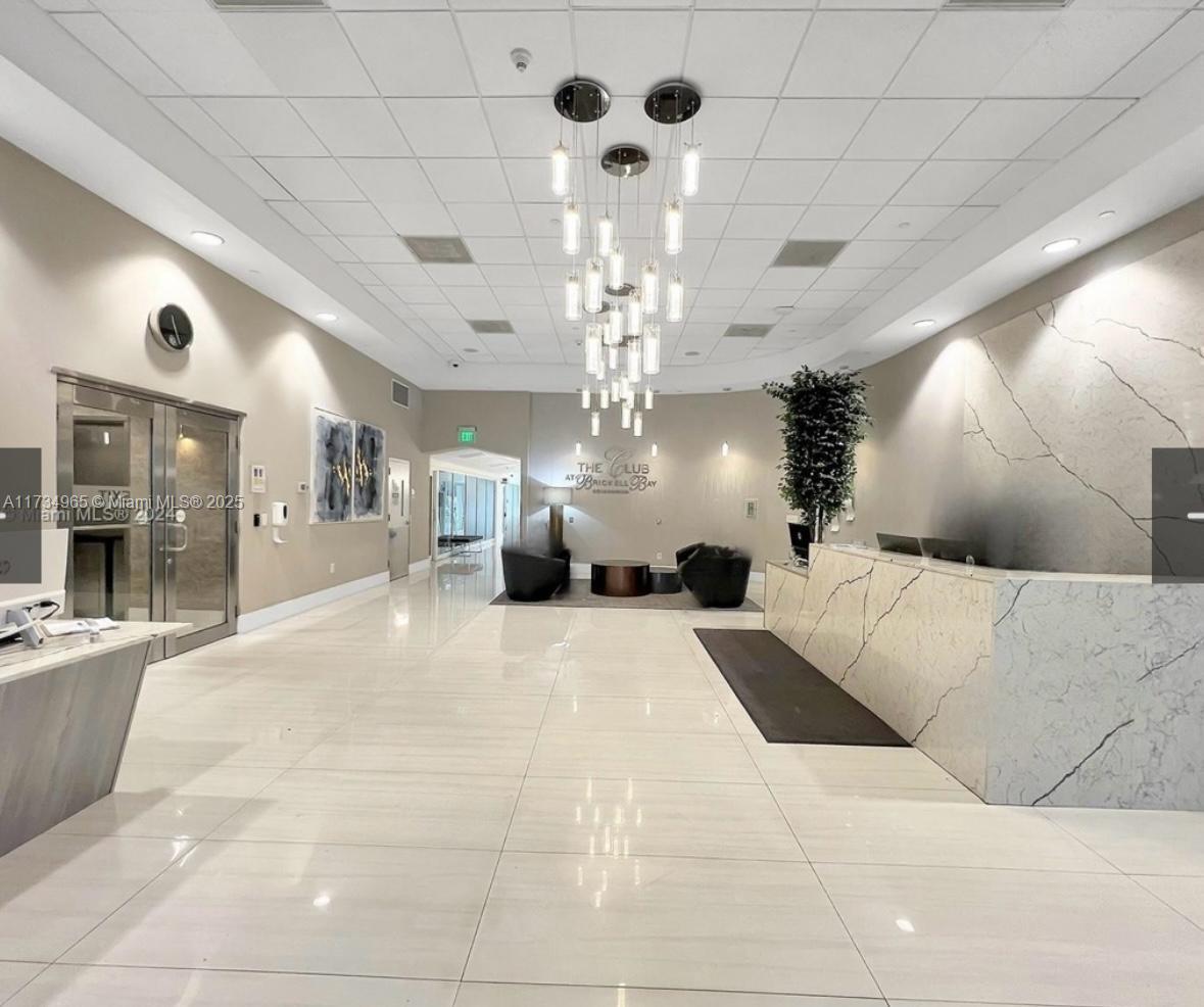 THE CLUB AT BRICKELL BAY - Residential