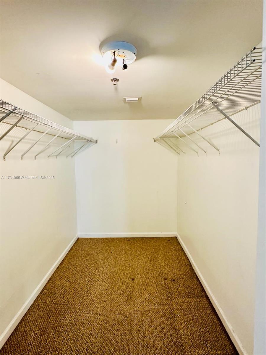 THE CLUB AT BRICKELL BAY - Residential