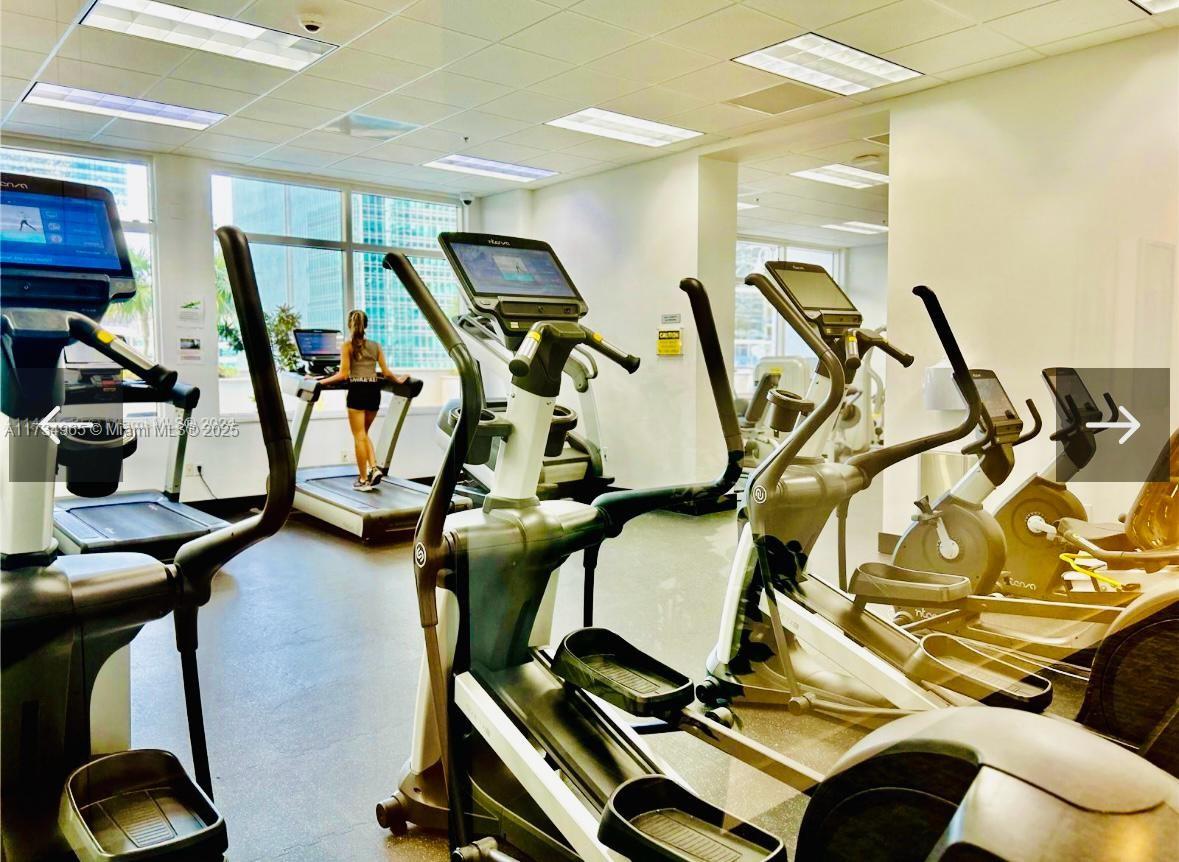 THE CLUB AT BRICKELL BAY - Residential