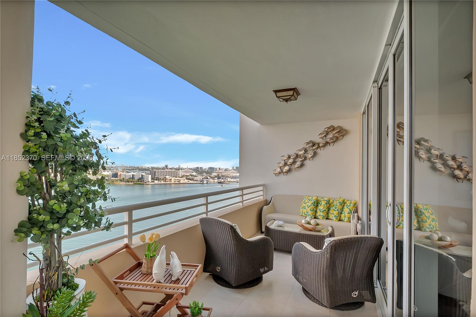 THREE TEQUESTA POINT COND - Residential