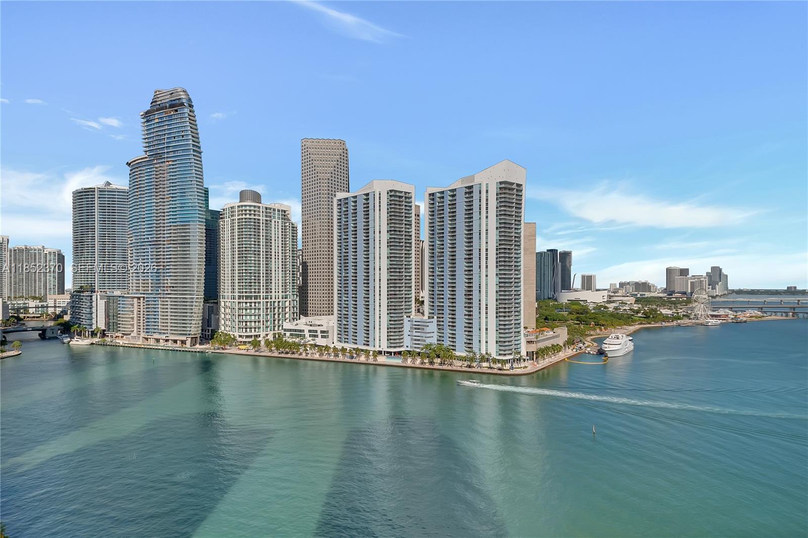 THREE TEQUESTA POINT COND - Residential