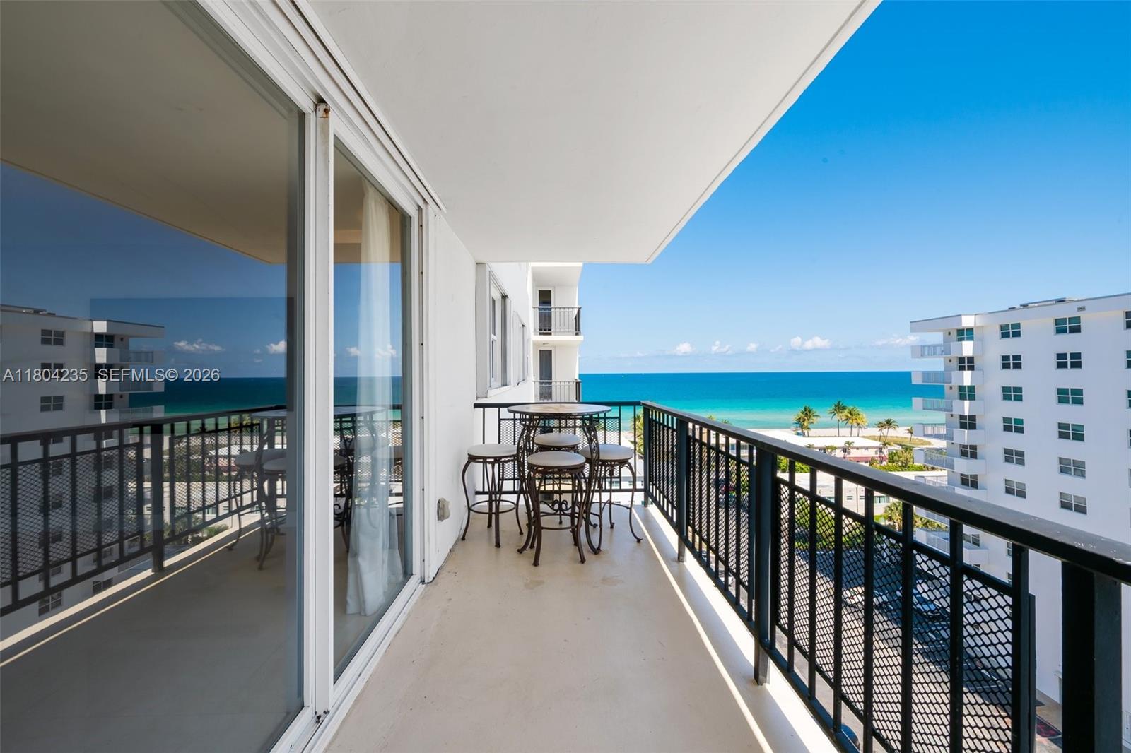 OXFORD TOWERS CONDO - Residential
